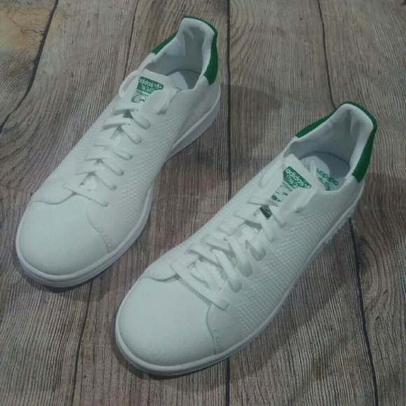 NIB Adidas Stan Smith PK J White Green Sneakers - Picture 3 of 8
